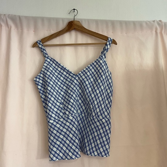 Lewit Blue and White Asymmetrical Fitted Camisole - Picture 2 of 6